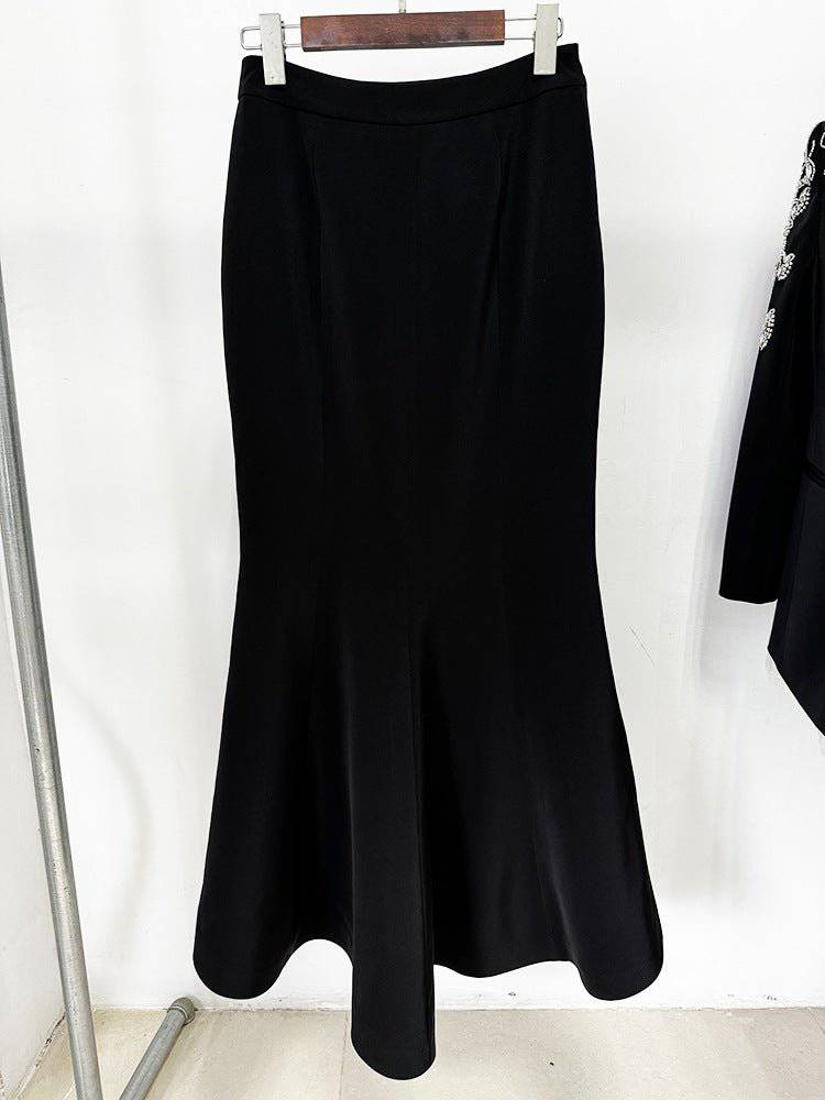 {{ product_title }} – Exklusive Damenmode für besondere Anlässe | HotFashionista.de