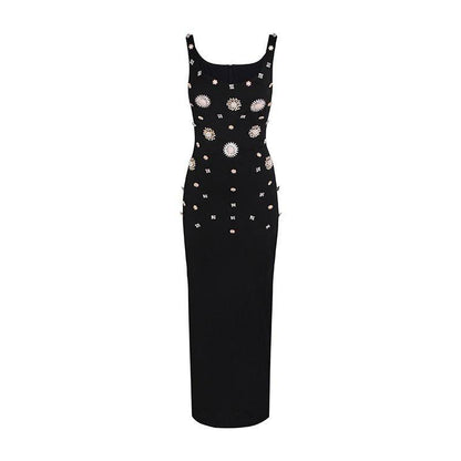 {{ product_title }} – Exklusive Damenmode für besondere Anlässe | HotFashionista.de