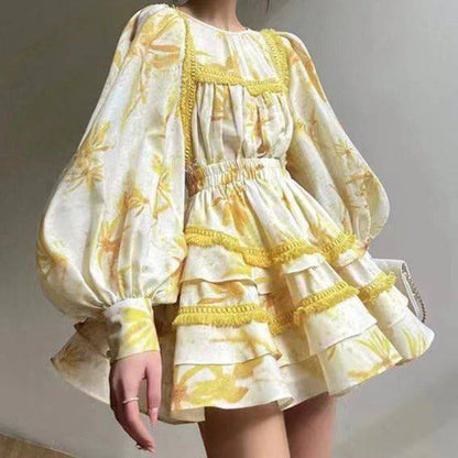 Produktbild von Elegantes Bandage-Maxikleid mit Diamanten – Bodenlang & Quadratkragen in S, erhältlich bei Hot Fashionista