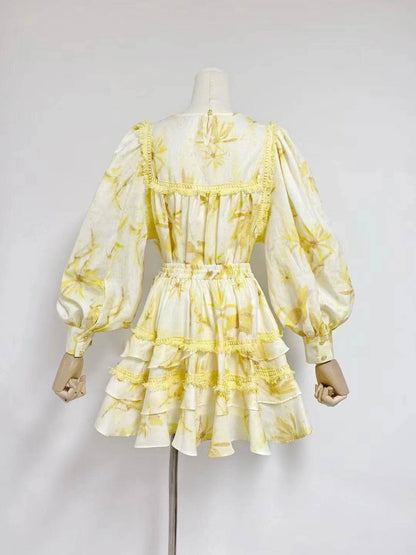 Elegantes Bandage-Maxikleid mit Diamanten – Bodenlang & Quadratkragen