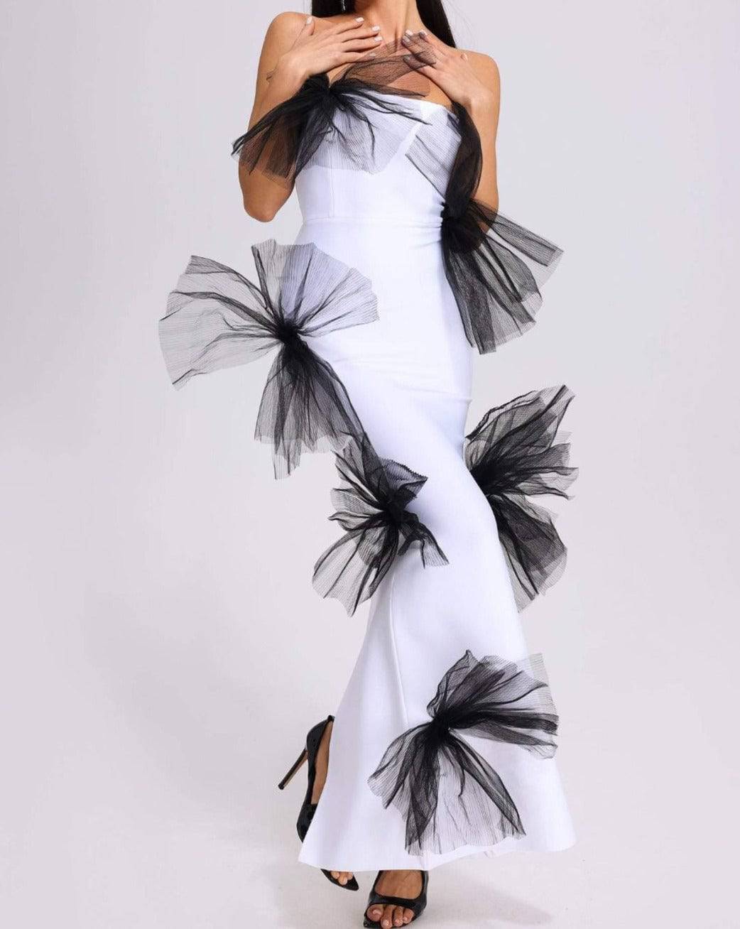 Elegantes Bandage-Maxikleid mit Diamanten – Bodenlang & Quadratkragen