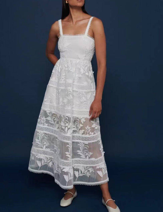 Produktbild von Elegantes Bandage-Maxikleid mit Diamanten – Bodenlang & Quadratkragen in s, erhältlich bei Hot Fashionista