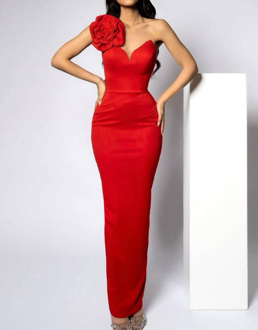 {{ product_title }} – Exklusive Damenmode für besondere Anlässe | HotFashionista.de