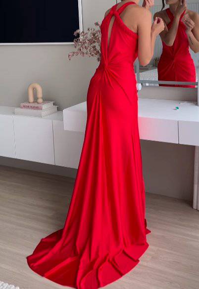 Elegantes Bandage-Maxikleid mit Diamanten – Bodenlang & Quadratkragen