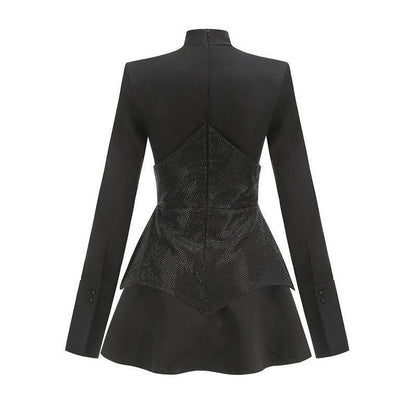 Elegantes Bandage-Maxikleid mit Diamanten – Bodenlang & Quadratkragen