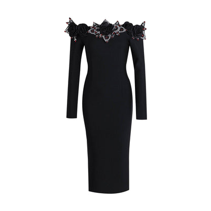 Produktbild von Elegantes Bandage-Maxikleid mit Diamanten – Bodenlang & Quadratkragen in S, erhältlich bei Hot Fashionista