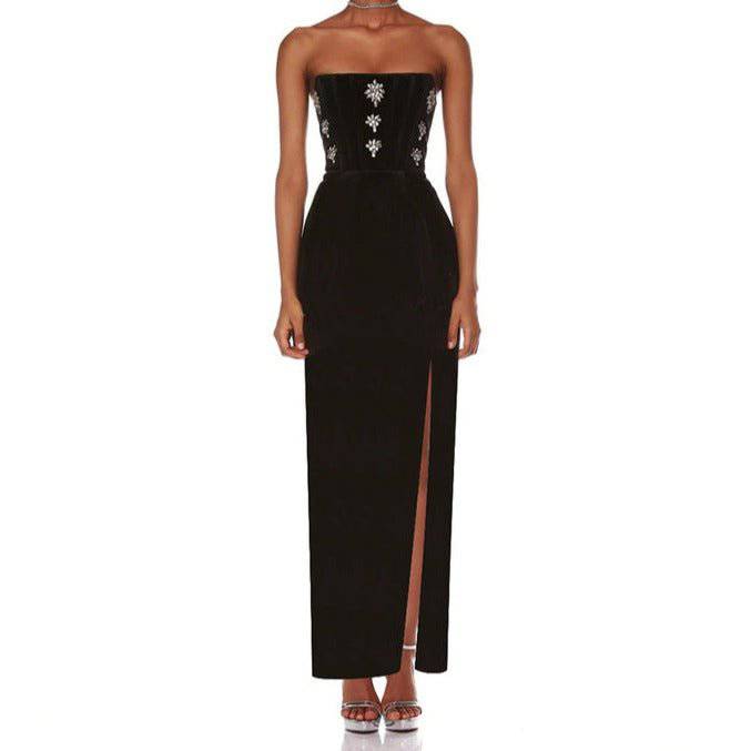 {{ product_title }} – Exklusive Damenmode für besondere Anlässe | HotFashionista.de