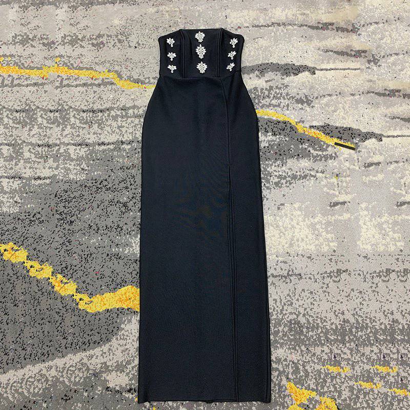 {{ product_title }} – Exklusive Damenmode für besondere Anlässe | HotFashionista.de