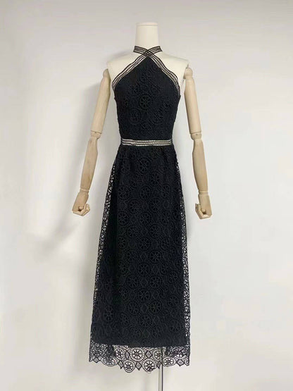 {{ product_title }} – Exklusive Damenmode für besondere Anlässe | HotFashionista.de