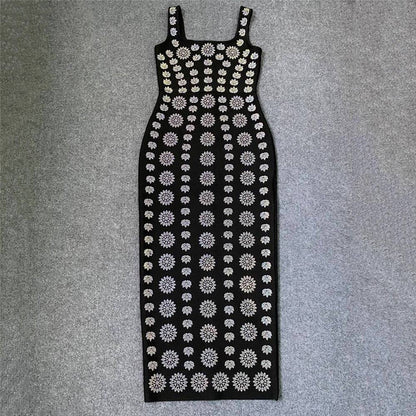 Elegantes Bandage-Maxikleid mit Diamanten – Bodenlang & Quadratkragen