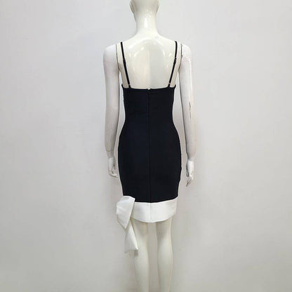 {{ product_title }} – Exklusive Damenmode für besondere Anlässe | HotFashionista.de