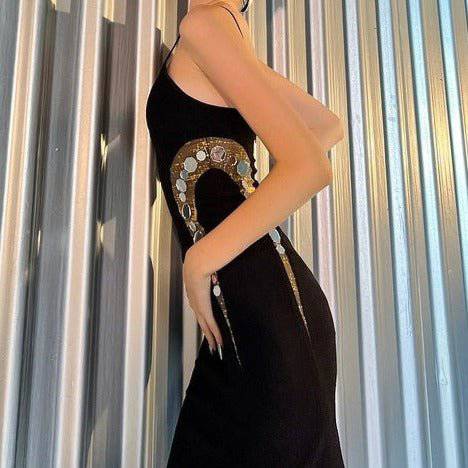 Elegantes Bandage-Maxikleid mit Diamanten – Bodenlang & Quadratkragen