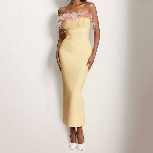 {{ product_title }} – Exklusive Damenmode für besondere Anlässe | HotFashionista.de