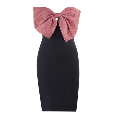 Elegantes Bandage-Maxikleid mit Diamanten – Bodenlang & Quadratkragen
