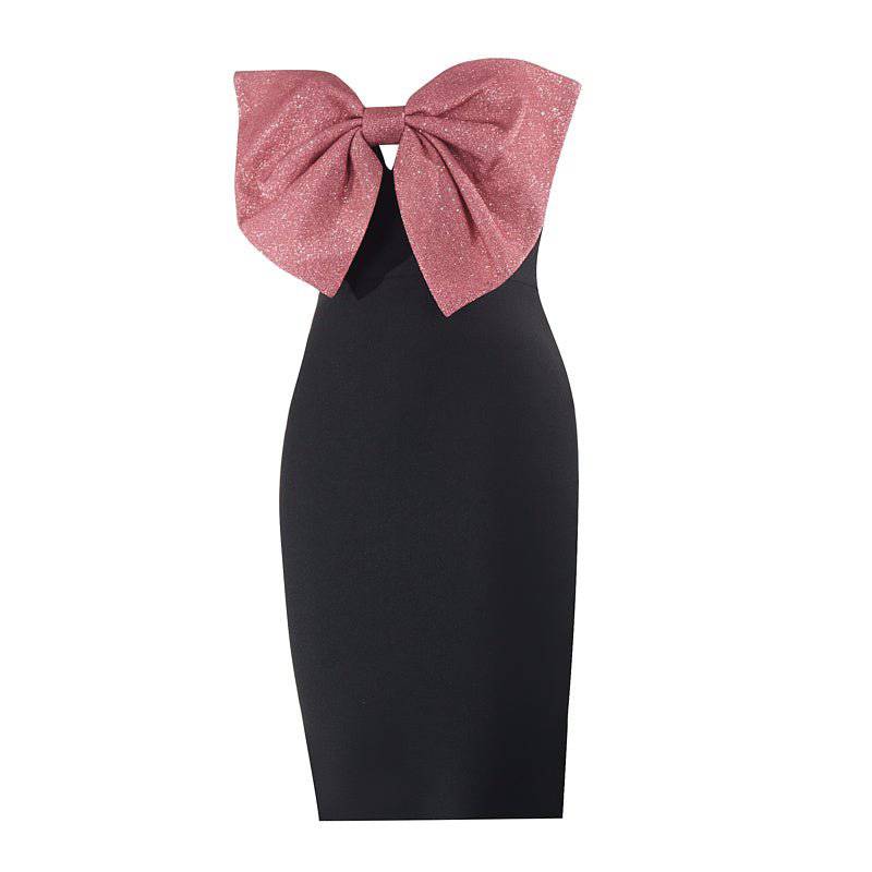 Elegantes Bandage-Maxikleid mit Diamanten – Bodenlang & Quadratkragen