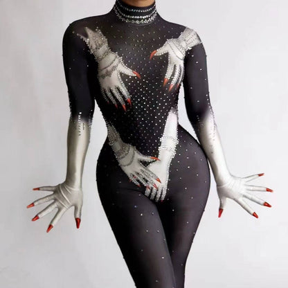 {{ product_title }} – Exklusive Damenmode für besondere Anlässe | HotFashionista.de