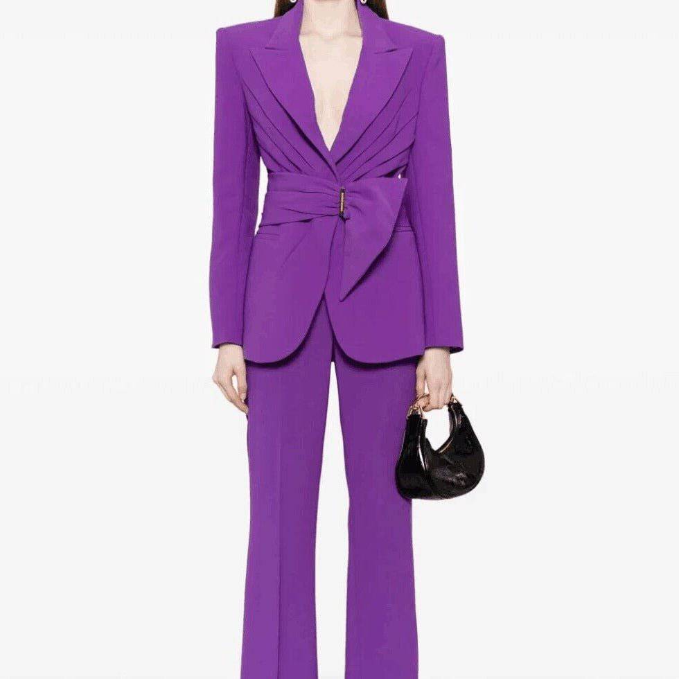 Produktbild von Elegantes Bandage-Maxikleid mit Diamanten – Bodenlang & Quadratkragen in Purple, erhältlich bei Hot Fashionista