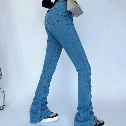 {{ product_title }} – Exklusive Damenmode für besondere Anlässe | HotFashionista.de