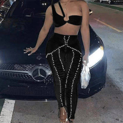 {{ product_title }} – Exklusive Damenmode für besondere Anlässe | HotFashionista.de