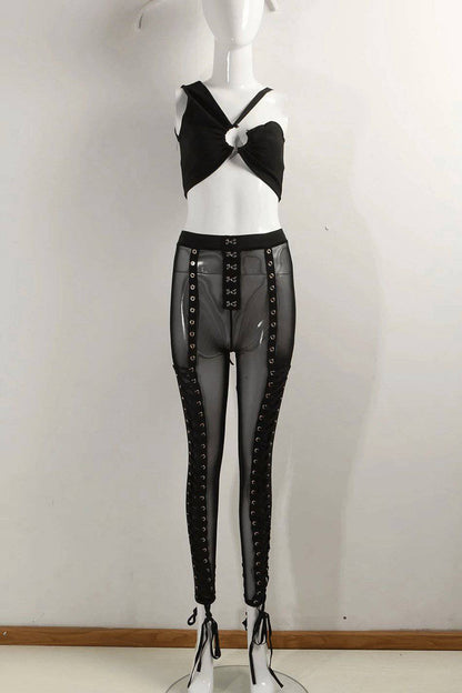 {{ product_title }} – Exklusive Damenmode für besondere Anlässe | HotFashionista.de