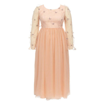 Produktbild von Elegantes Bandage-Maxikleid mit Diamanten – Bodenlang & Quadratkragen in s, erhältlich bei Hot Fashionista