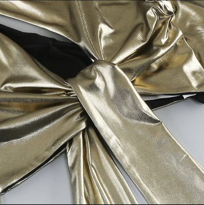 Elegantes Bandage-Maxikleid mit Diamanten – Bodenlang & Quadratkragen