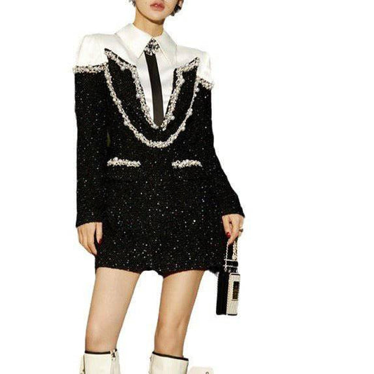 {{ product_title }} – Exklusive Damenmode für besondere Anlässe | HotFashionista.de