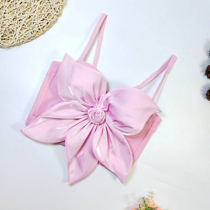 {{ product_title }} – Exklusive Damenmode für besondere Anlässe | HotFashionista.de