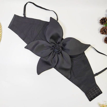 {{ product_title }} – Exklusive Damenmode für besondere Anlässe | HotFashionista.de