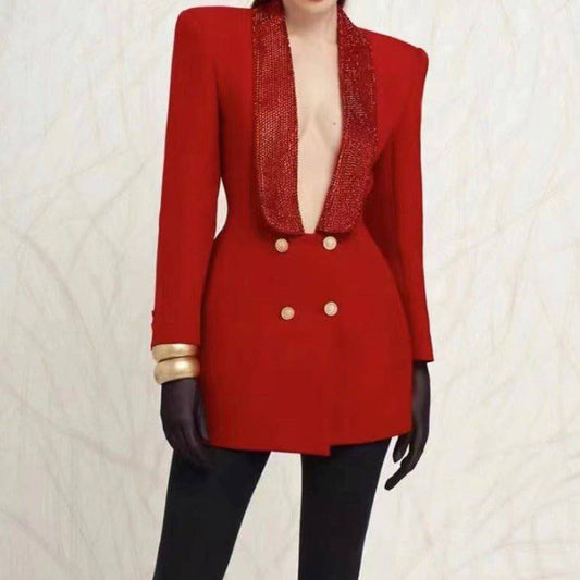 {{ product_title }} – Exklusive Damenmode für besondere Anlässe | HotFashionista.de
