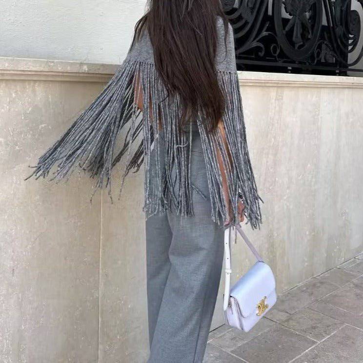 {{ product_title }} – Exklusive Damenmode für besondere Anlässe | HotFashionista.de