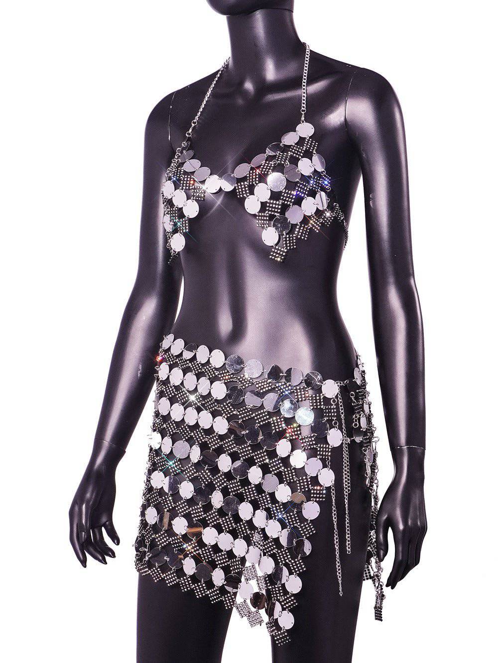 {{ product_title }} – Exklusive Damenmode für besondere Anlässe | HotFashionista.de
