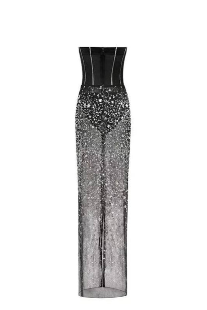 Produktbild von Elegantes Bandage-Maxikleid mit Diamanten – Bodenlang & Quadratkragen in s, erhältlich bei Hot Fashionista