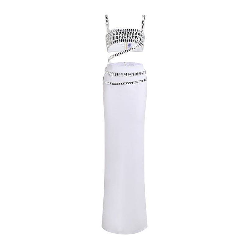 {{ product_title }} – Exklusive Damenmode für besondere Anlässe | HotFashionista.de