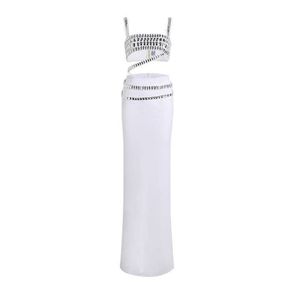 {{ product_title }} – Exklusive Damenmode für besondere Anlässe | HotFashionista.de