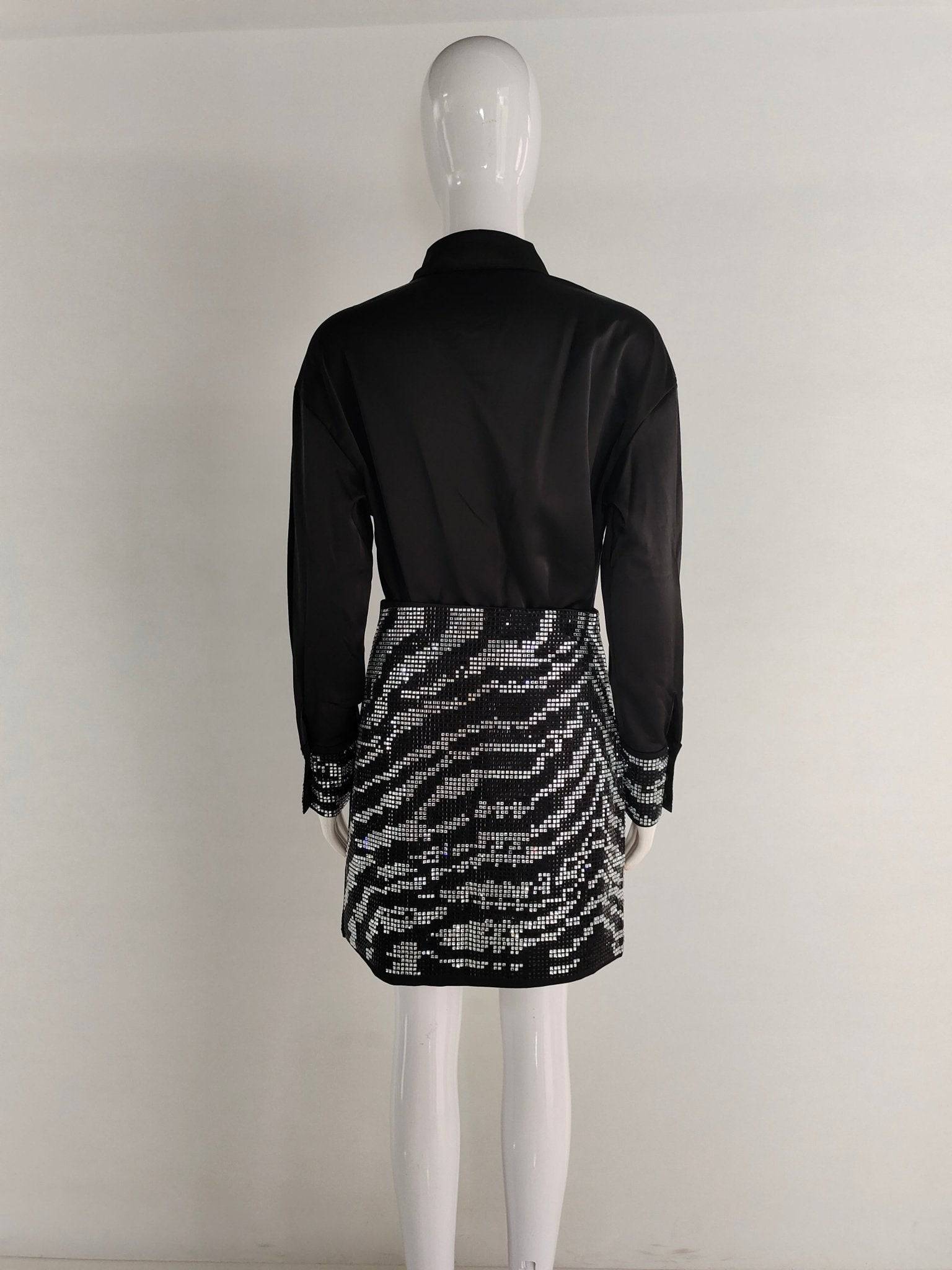 {{ product_title }} – Exklusive Damenmode für besondere Anlässe | HotFashionista.de