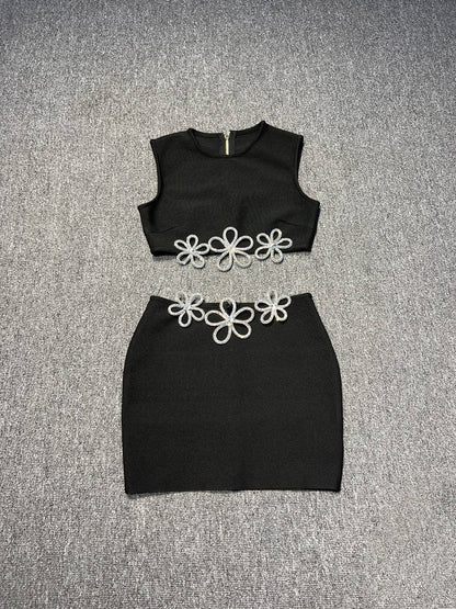 Elegantes Bandage-Maxikleid mit Diamanten – Bodenlang & Quadratkragen