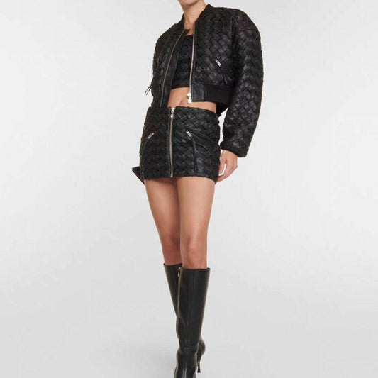 Produktbild von Elegantes Bandage-Maxikleid mit Diamanten – Bodenlang & Quadratkragen in S, erhältlich bei Hot Fashionista