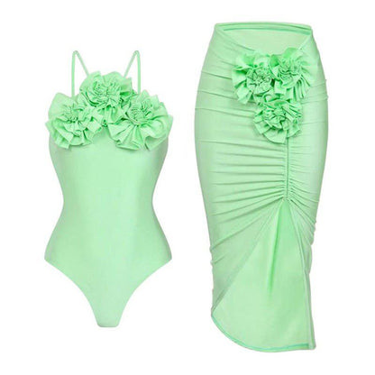 {{ product_title }} – Exklusive Damenmode für besondere Anlässe | HotFashionista.de