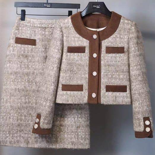 {{ product_title }} – Exklusive Damenmode für besondere Anlässe | HotFashionista.de