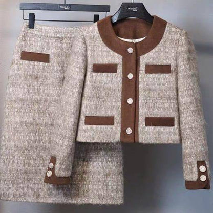 {{ product_title }} – Exklusive Damenmode für besondere Anlässe | HotFashionista.de