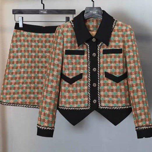 {{ product_title }} – Exklusive Damenmode für besondere Anlässe | HotFashionista.de