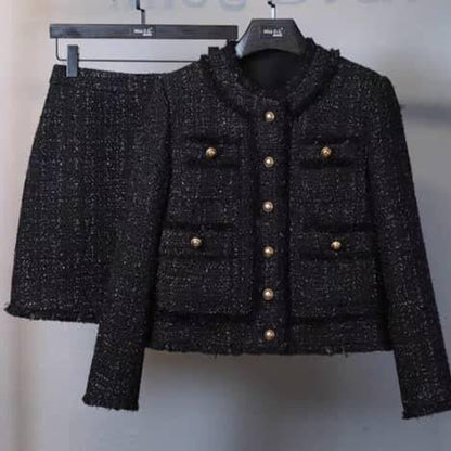 {{ product_title }} – Exklusive Damenmode für besondere Anlässe | HotFashionista.de