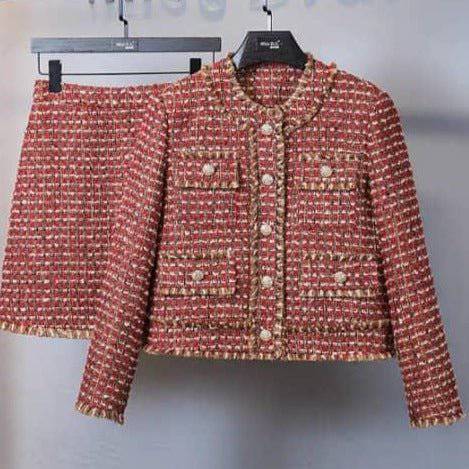 {{ product_title }} – Exklusive Damenmode für besondere Anlässe | HotFashionista.de