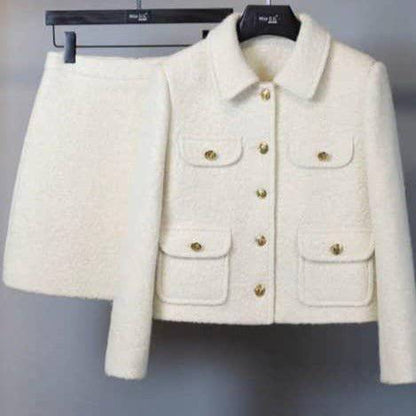 {{ product_title }} – Exklusive Damenmode für besondere Anlässe | HotFashionista.de