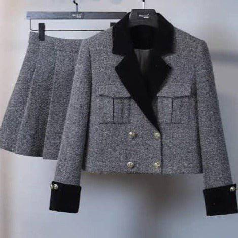 Elegantes Bandage-Maxikleid mit Diamanten – Bodenlang & Quadratkragen