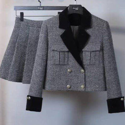 Elegantes Bandage-Maxikleid mit Diamanten – Bodenlang & Quadratkragen